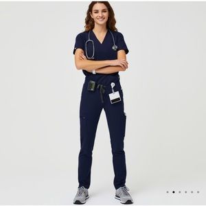 NAVY FIGS PANTS ONLY XS NWT NEVER WORN